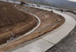 高速公路路肩和應(yīng)急車(chē)道有什么區(qū)別,高速公路路肩