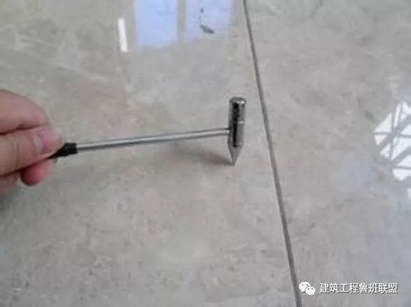 施工現(xiàn)場質量檢查的八字真經(jīng)：看、摸、敲、照、靠、量、吊、套  第3張